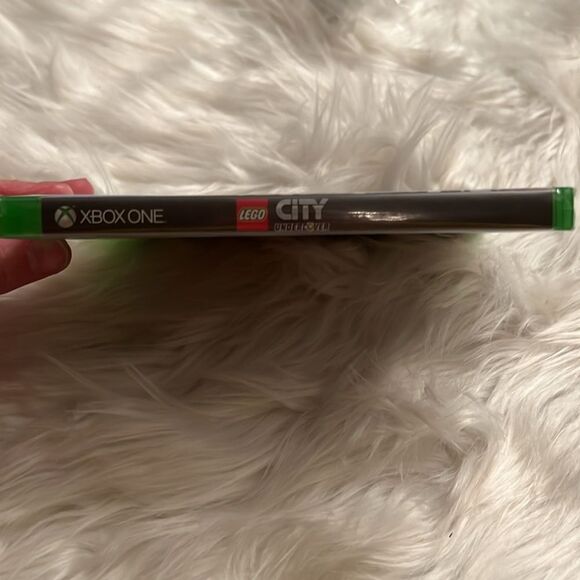 Lego City Undercover for Xbox One New & Sealed - Picture 3 of 4